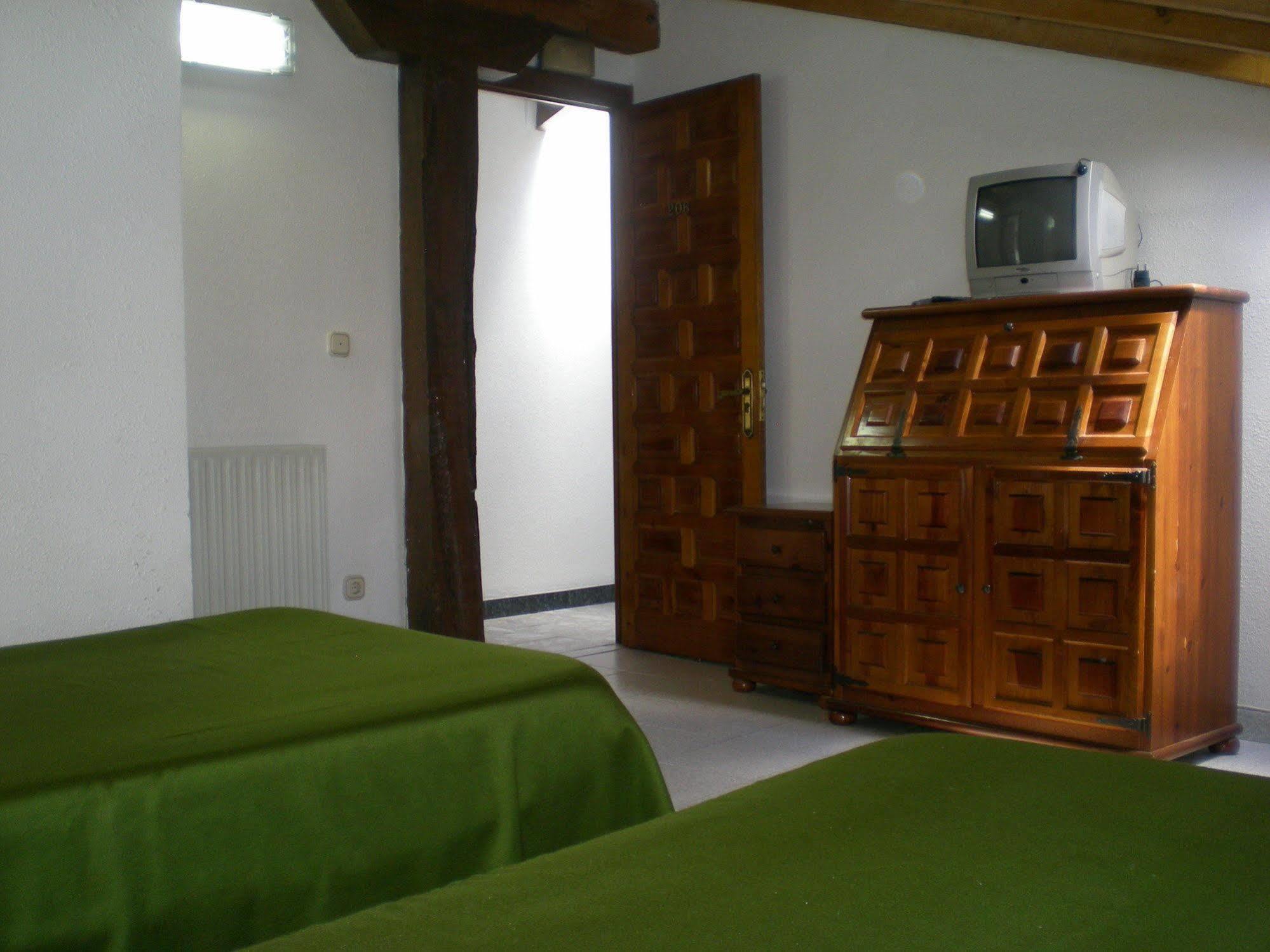 Hotel Puerta Romeros Burgos Ngoại thất bức ảnh